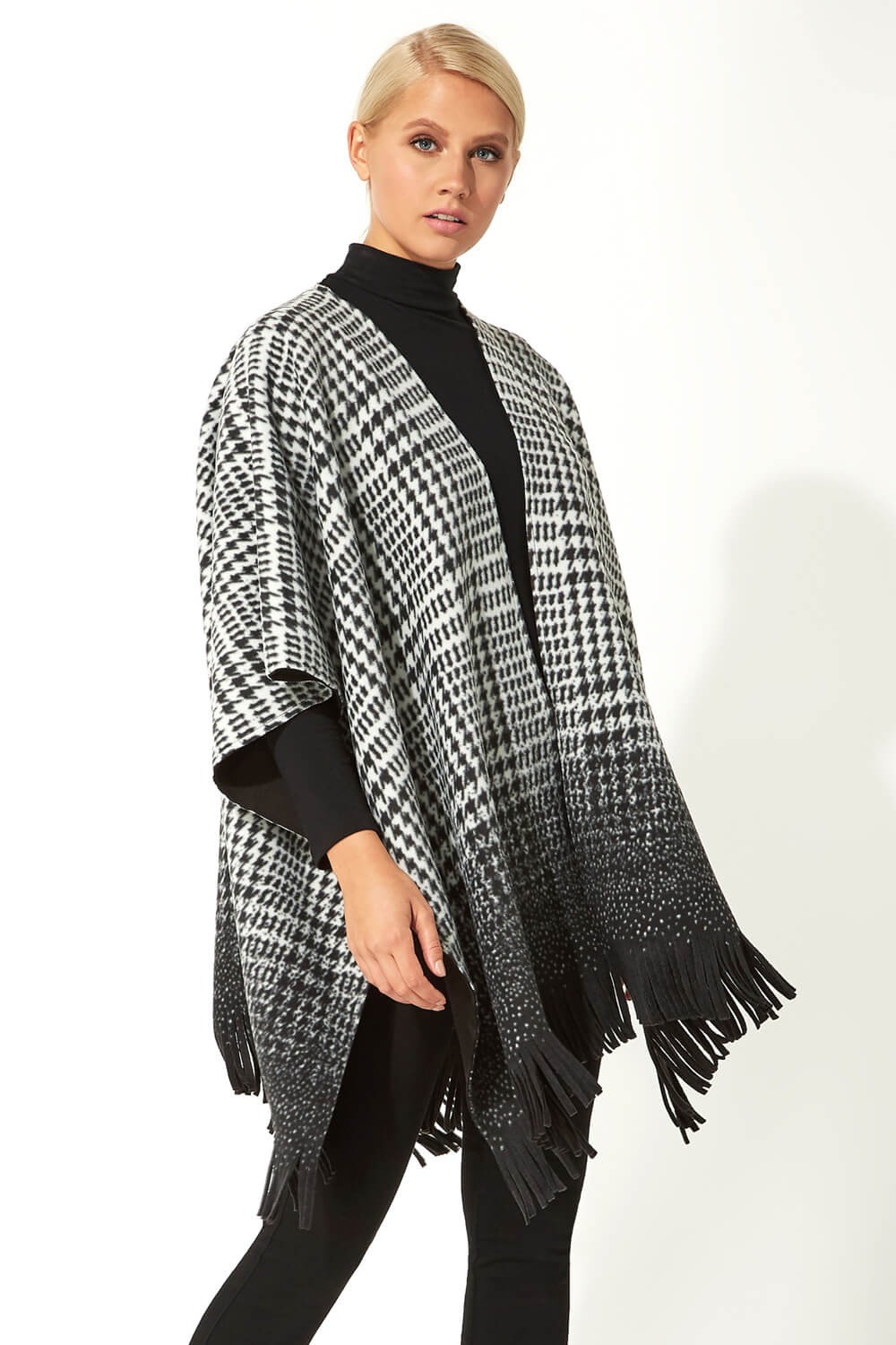 Roman Originals Houndstooth Fringed Wrap in Ivory