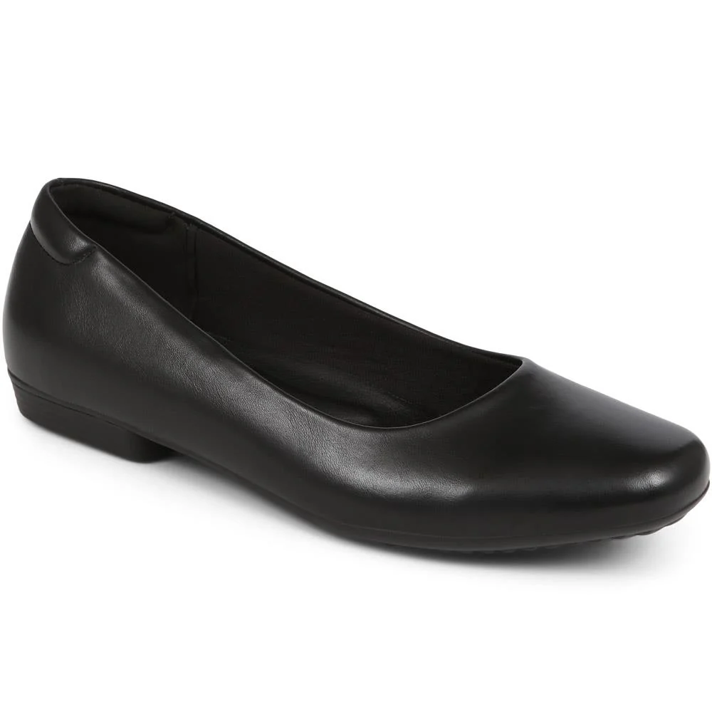 Pavers Pointed Toe Ballet Flats