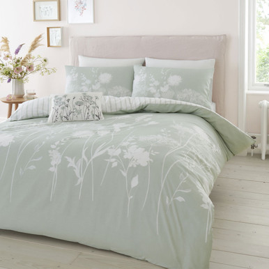 Catherine Lansfield Meadowsweet Floral Duvet Set|Size: Double|pale green