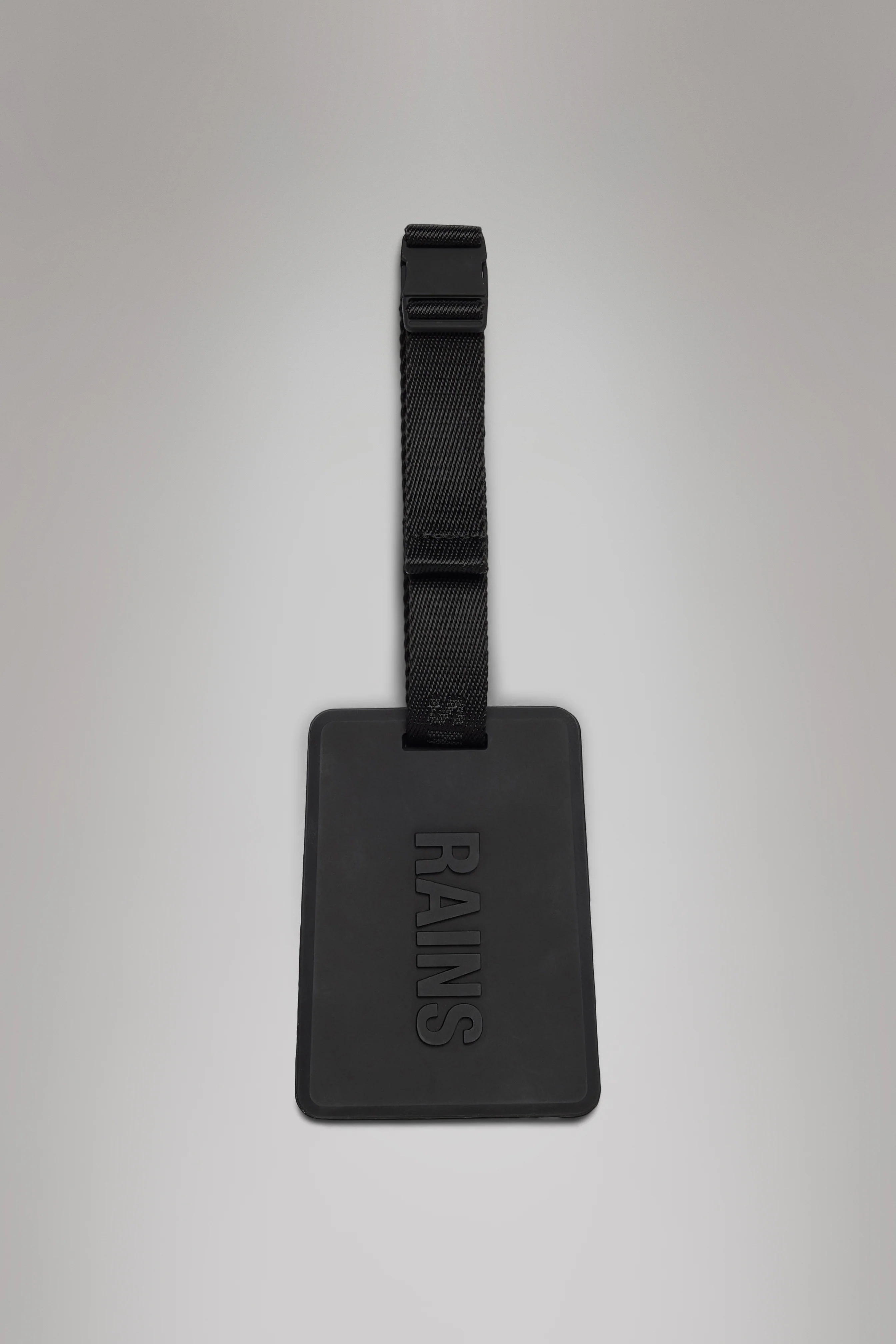 Rains Travel Tag - Black