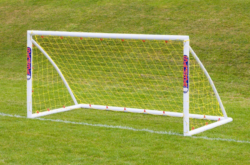 Samba Trainer Football Goal 8X4 Frame Type: Locking