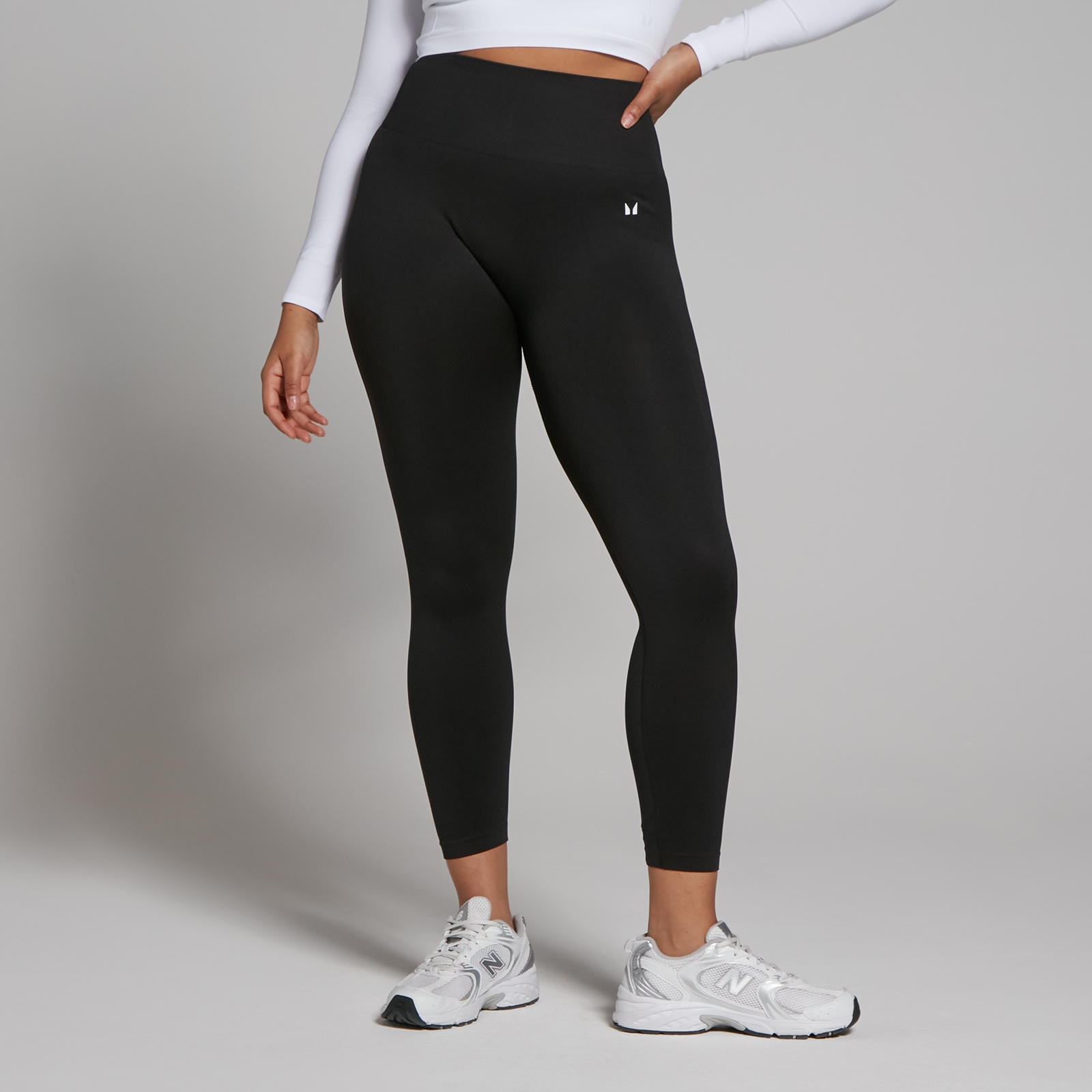 MP Women's Shape Seamless 7/8 Leggings - Black - M