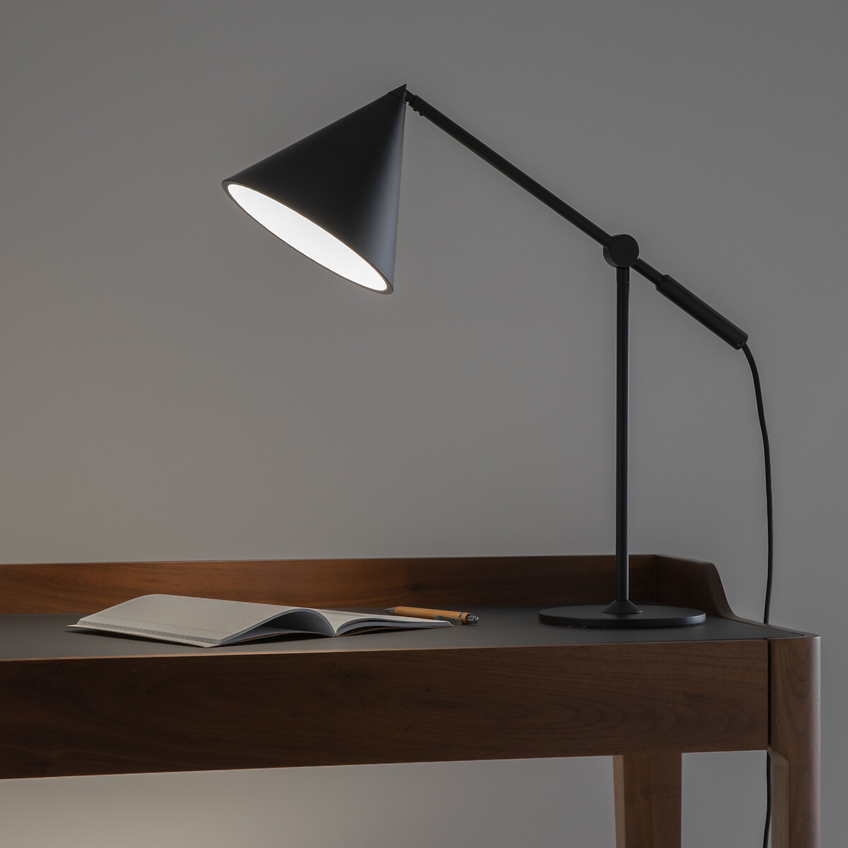 AM.PM Moke Articulated Desk Lamp