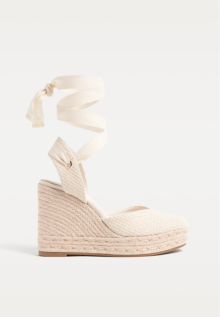 Stradivarius Textured jute wedges WHITE 7