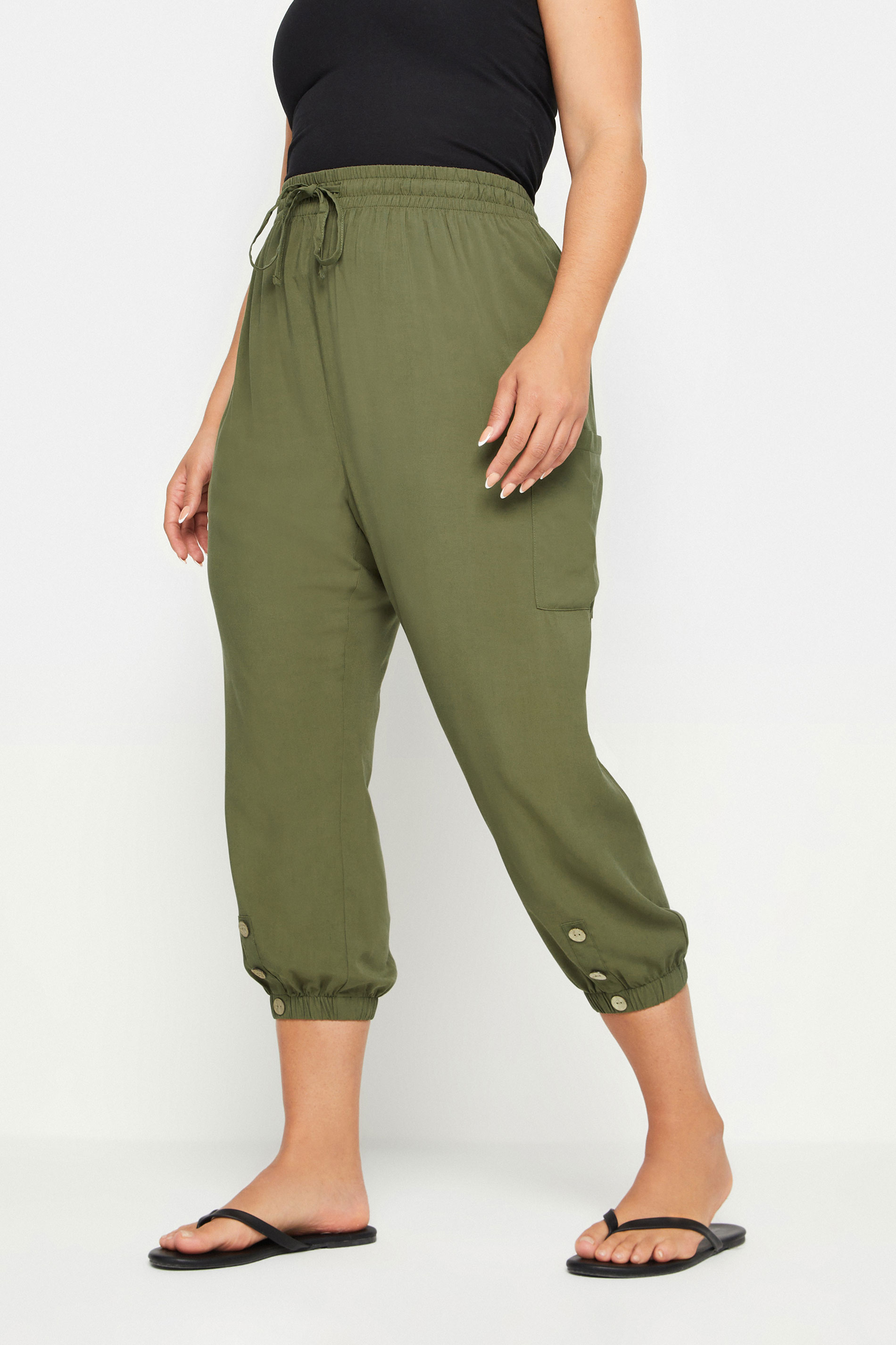 Button Front Cropped Trousers