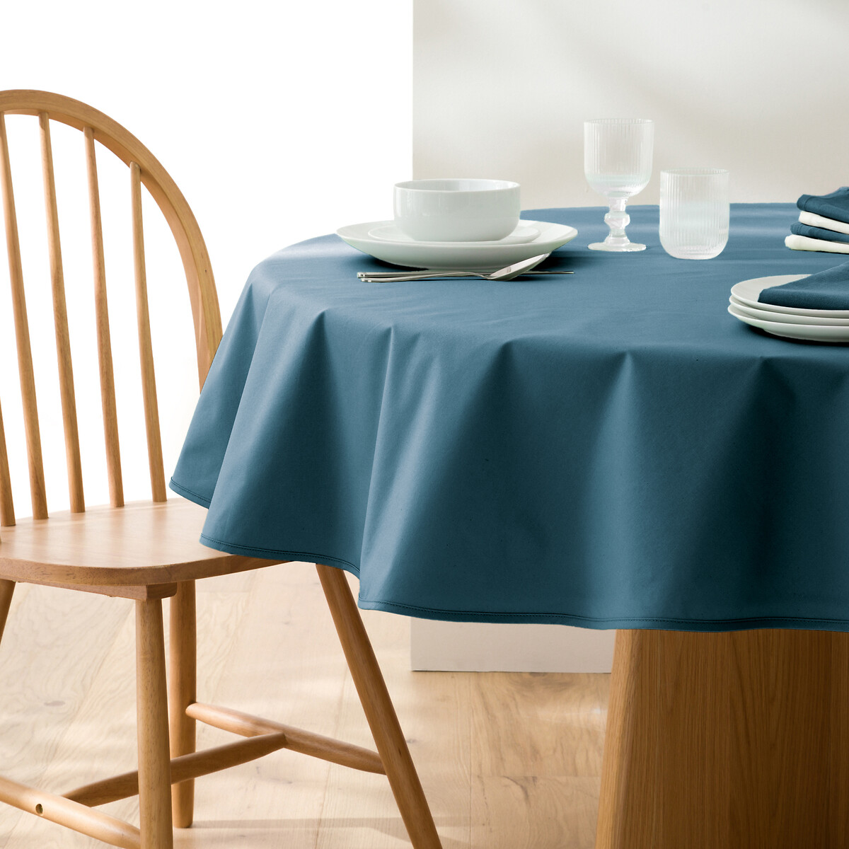 La Redoute Interieurs Scenario Round Soft 100% Coated Cotton Tablecloth by La Redoute