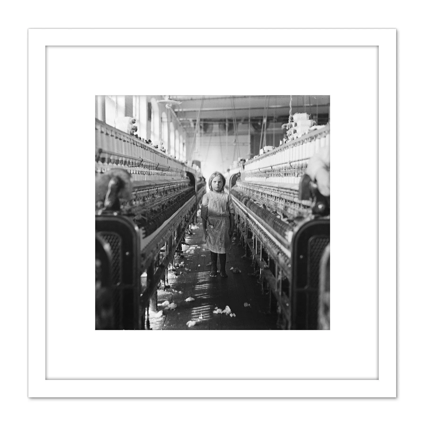 Artery8 Hine Little Spinner Mollohan Mills Child Labour 1908 Photo 8X8 Inch Square Wooden Framed Wall Art Print Picture with Mount