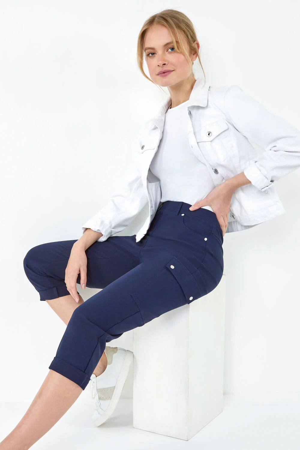  Turn Up Stretch Cargo Trousers in Navy