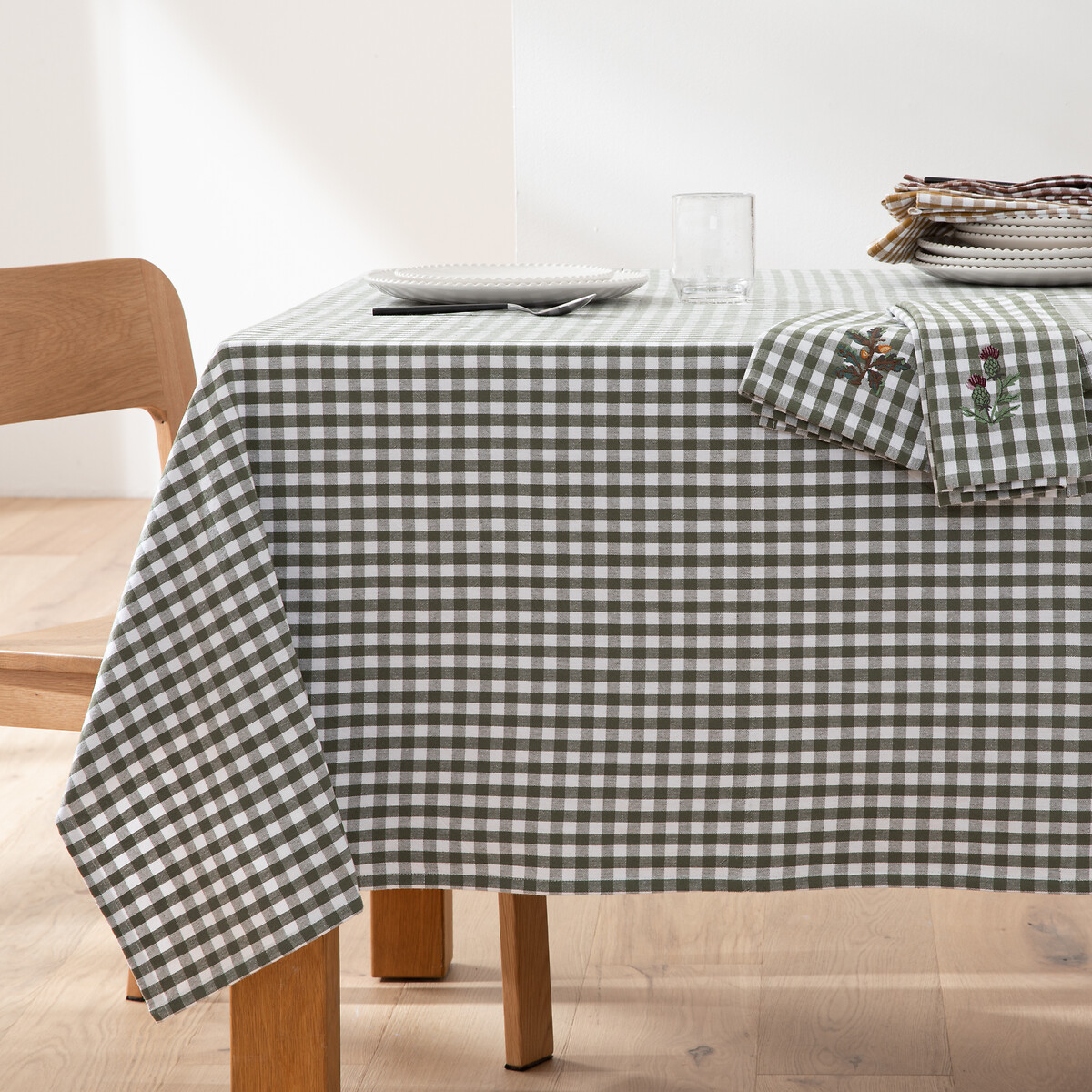 La Redoute Interieurs Bethany Checkered Dyed Woven 100% Washed Cotton Tablecloth by La Redoute