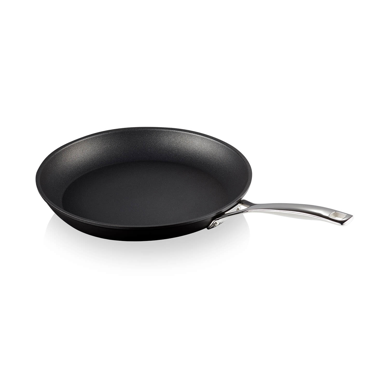 Le Creuset Toughened Non-Stick Shallow Frying Pan