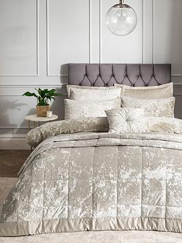 Catherine Lansfield 'Crushed Velvet' Duvet Set|Size: Super King|natural
