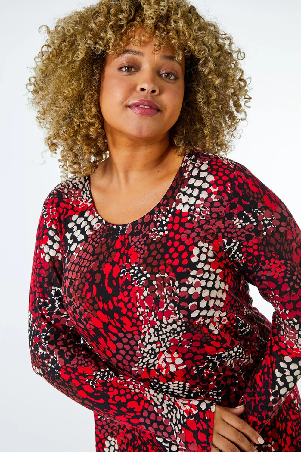 Roman Originals Curve Printed Tunic Stretch Top in Red