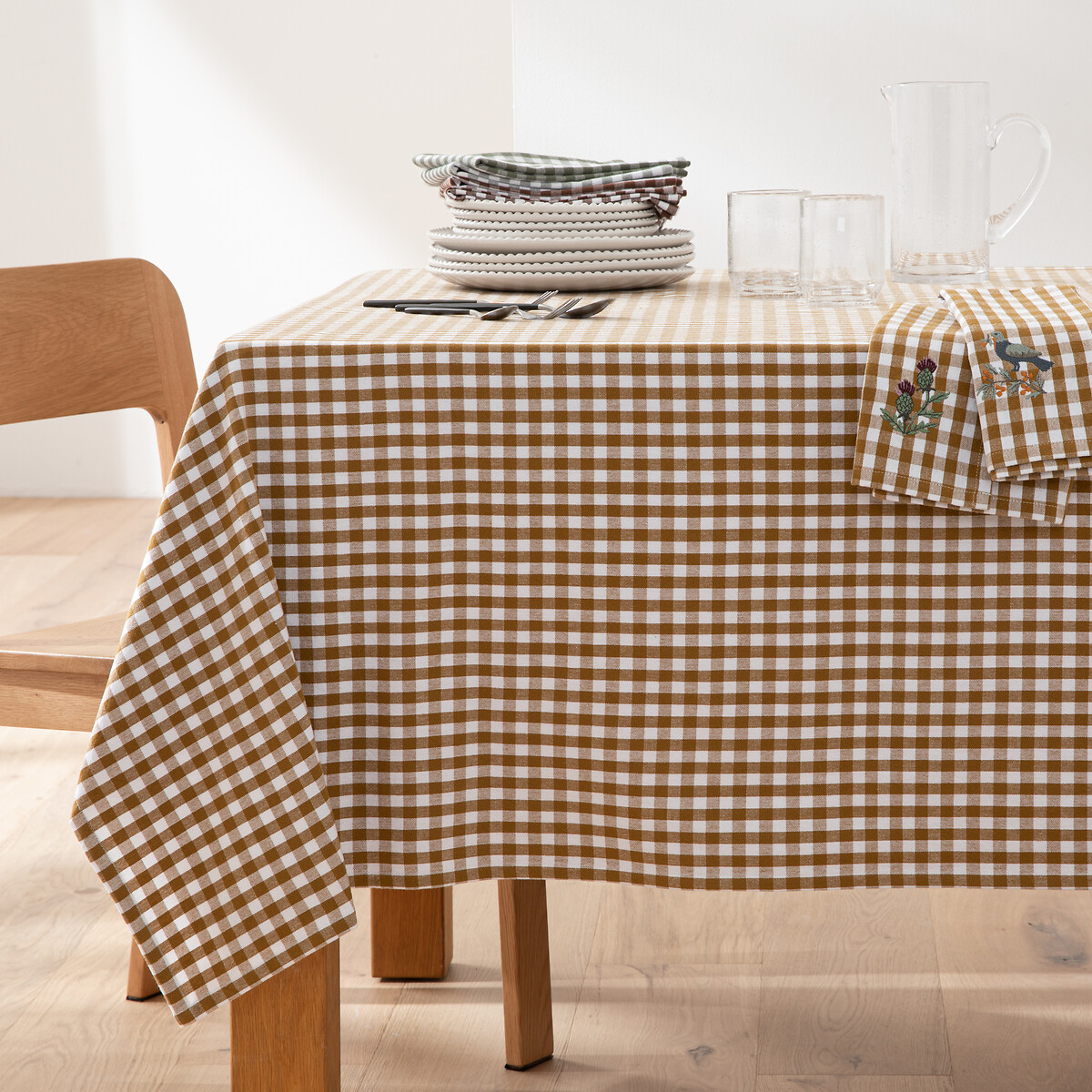 La Redoute Interieurs Bethany Checkered Dyed Woven 100% Washed Cotton Tablecloth by La Redoute