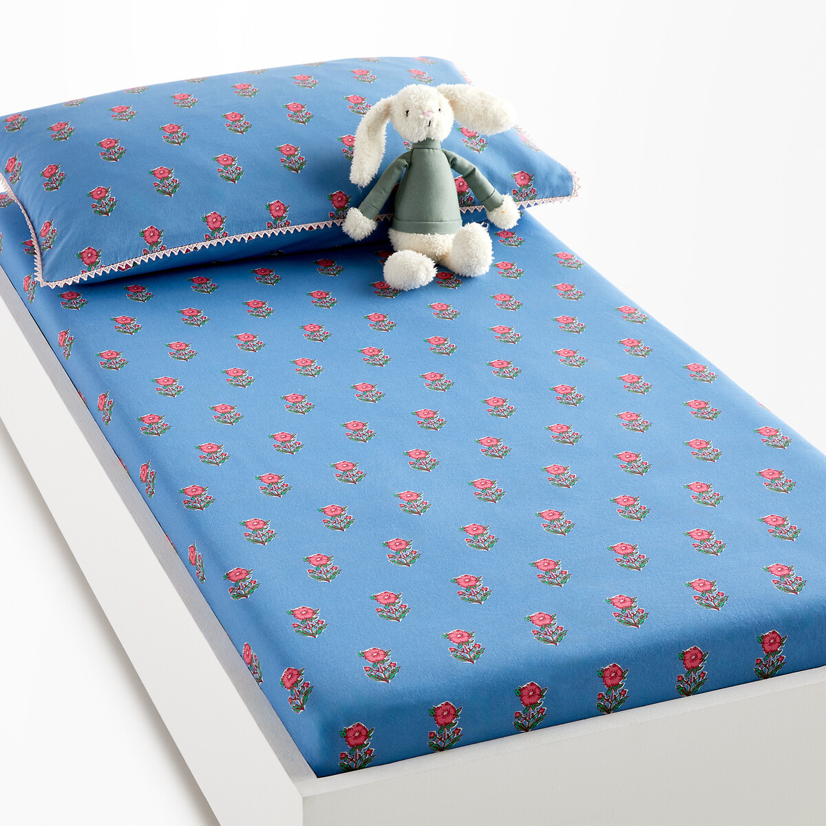 La Redoute Interieurs Alanis Floral 50% Recycled Cotton Baby Fitted Sheet by La Redoute