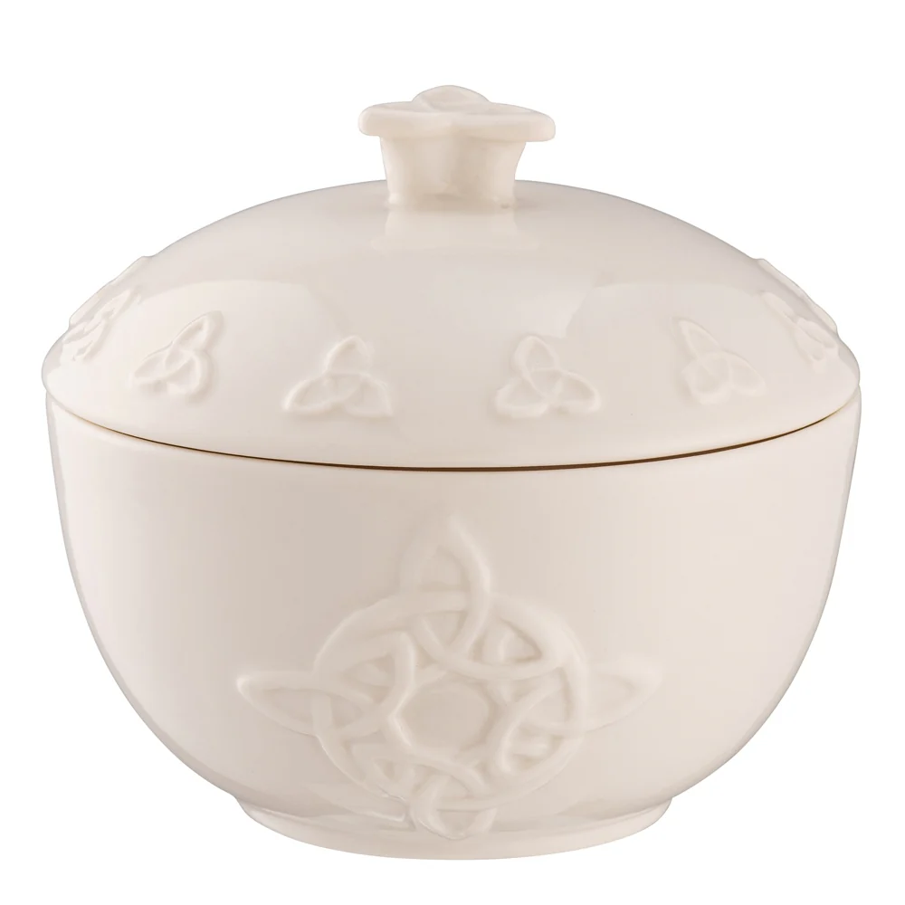Belleek Classic Trinity Knot Covered Sugar