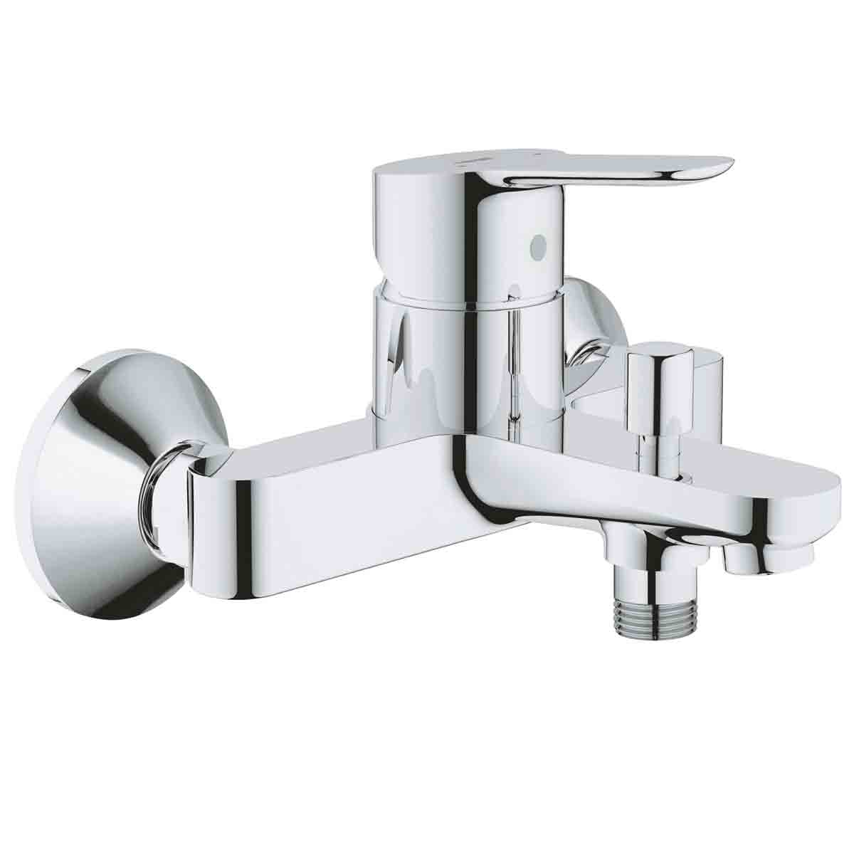 Grohe BauEdge single-lever bath mixer. A wall-mounted bath tap with automatic bath/shower diverter. Chrome finish, water-saving adjustable flow rate l gray