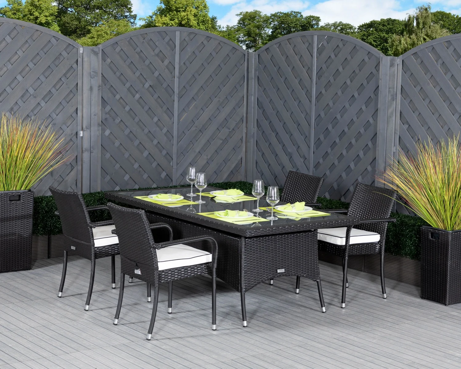 Roma 4 Rattan Garden Chairs and Rectangular Table Set in Black and Vanilla