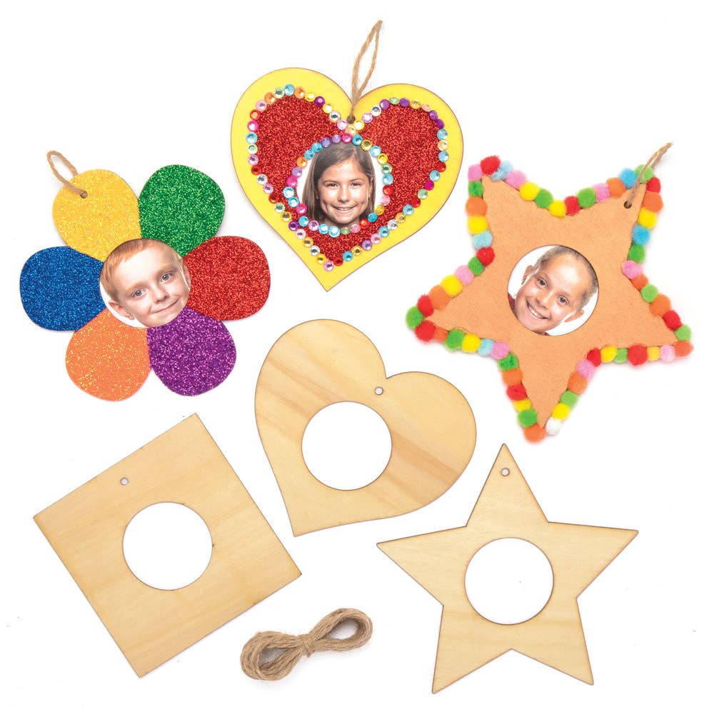 Baker Ross Mixed Hanging Picture Frames - 10 Wooden Photo Baubles In 5 Assorted Designs. Craft Photo Frames With Hanging Cord. Size 9-11.5cm.