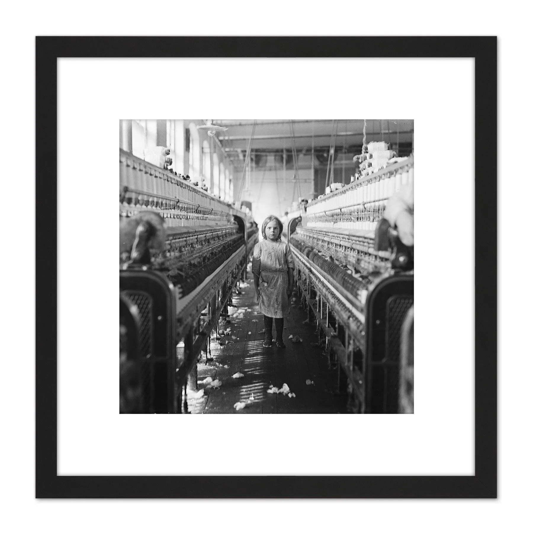 Artery8 Hine Little Spinner Mollohan Mills Child Labour 1908 Photo 8X8 Inch Square Wooden Framed Wall Art Print Picture with Mount