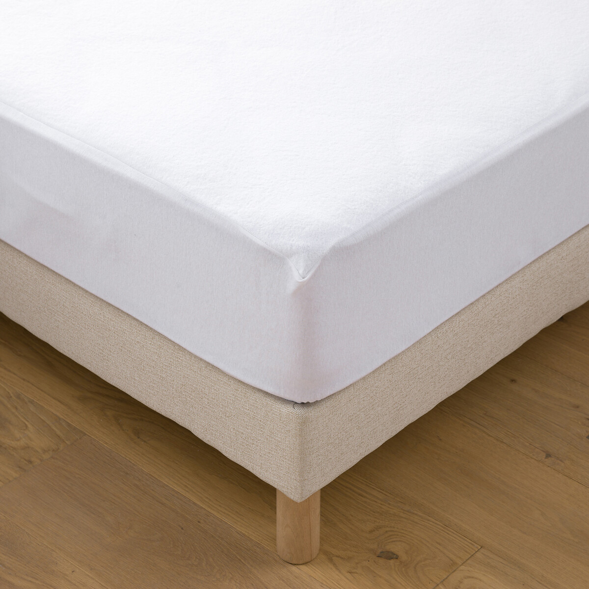 La Redoute Interieurs Anti Bedbug Mattress Protector
