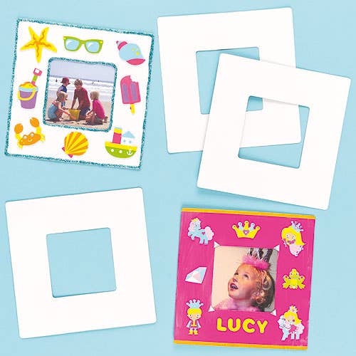 Baker Ross Card Photo Frames to Decorate - 10 Craft Photo Frames. White card. Frame size: 17cm x 17cm. Aperture size: 8cm x 8cm.