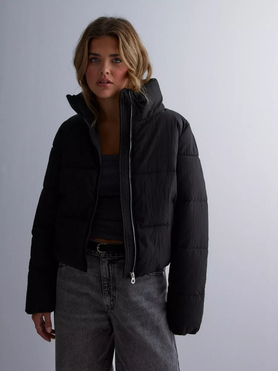  Womenss Dolly Short Puffer Jacket in Black - Size 12 UK