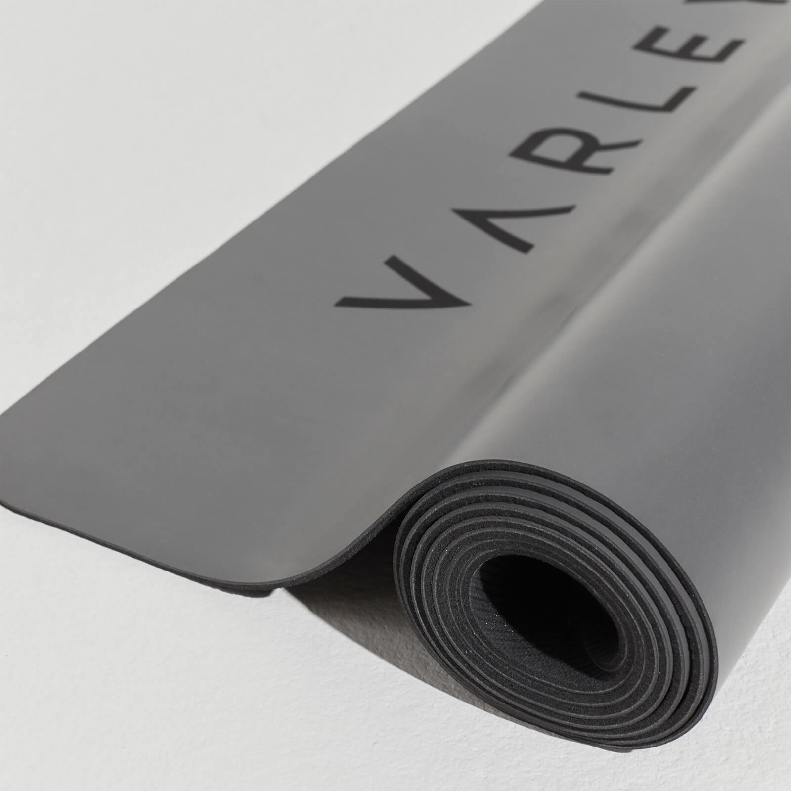 Varley  Women's Varna Yoga Mat - Charcoal
