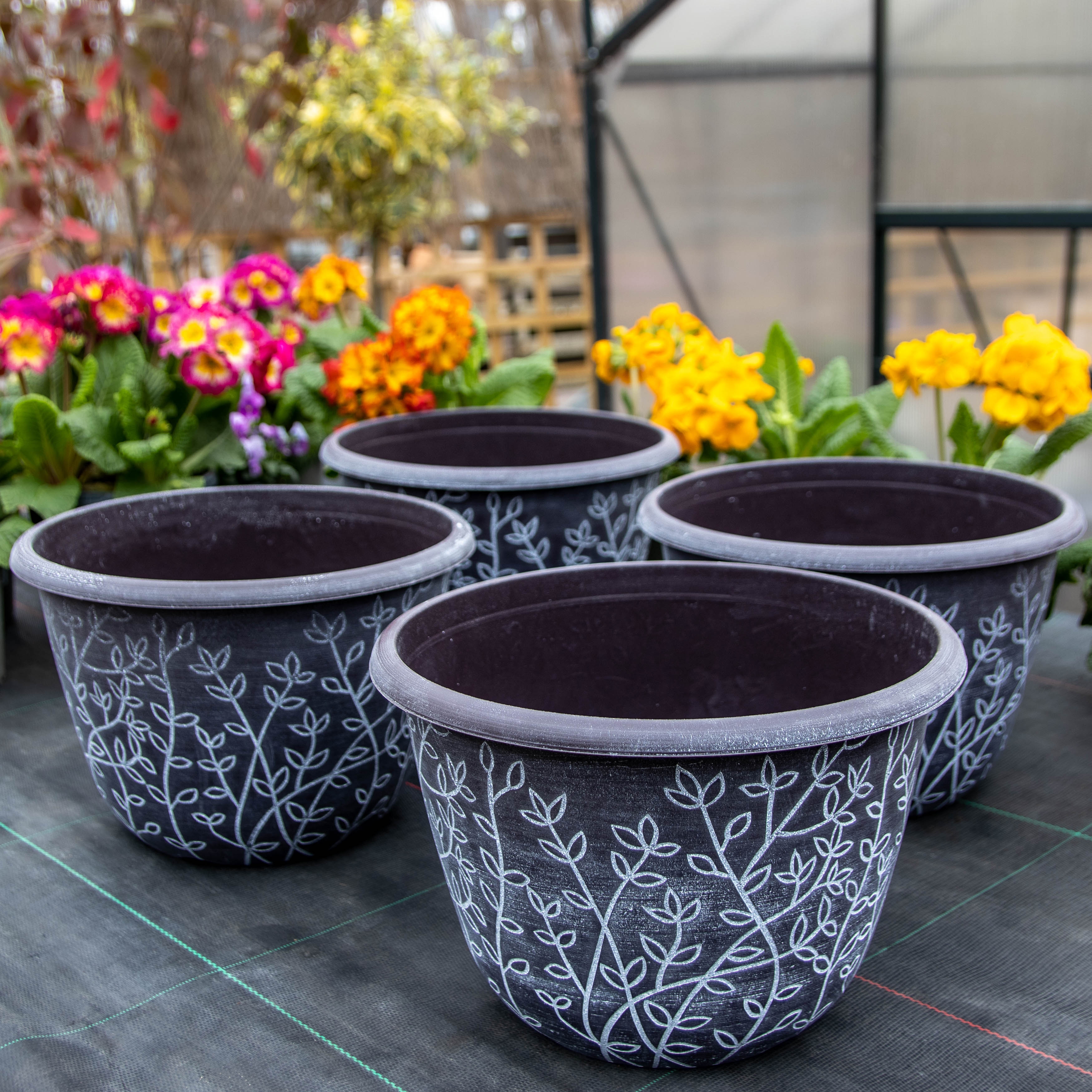 Pack Of Four - Large Brown & White Serenity Planter (30cm)