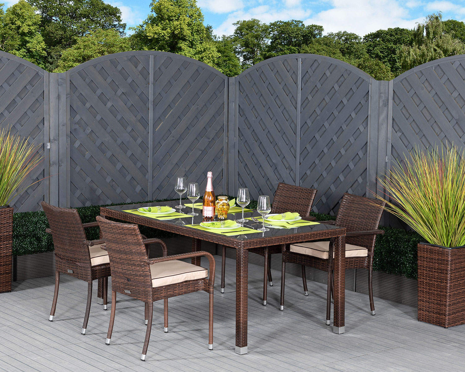 4 Rattan Garden Chairs &amp; Open Leg Rectangular Table Set in Brown - Roma