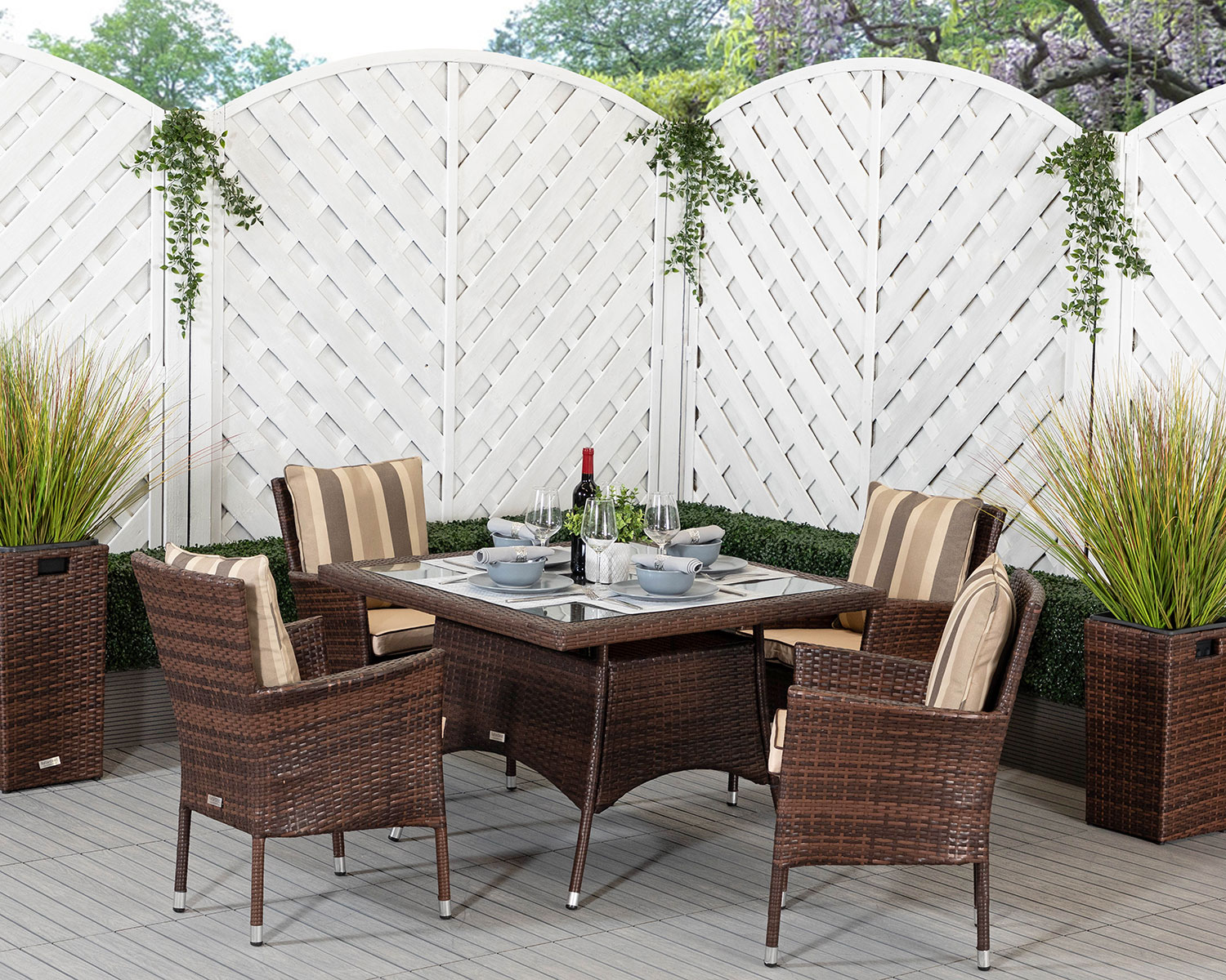 4 Seat Rattan Garden Dining Set With Square Dining Table in Brown - Cambridge