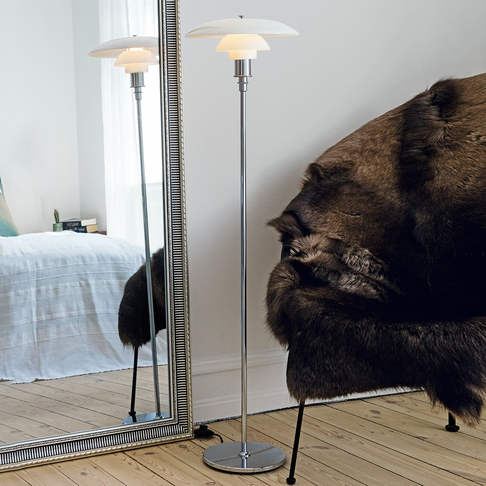 Louis Poulsen PH 3 1/2-2 1/2 lampadaire chromé