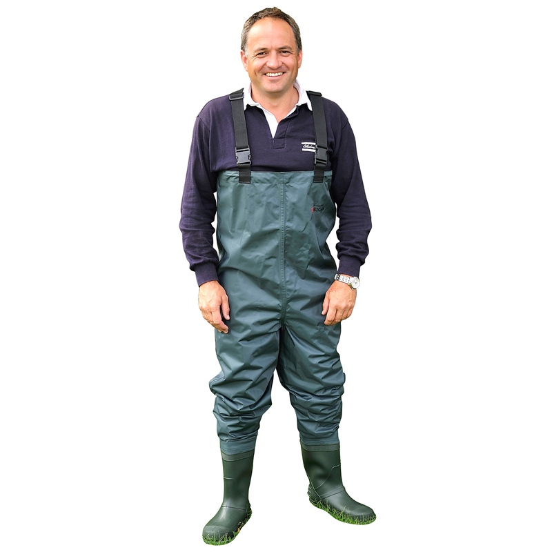 Shakespeare Sigma Cleated Sole Nylon Chest Wader | Green | 9