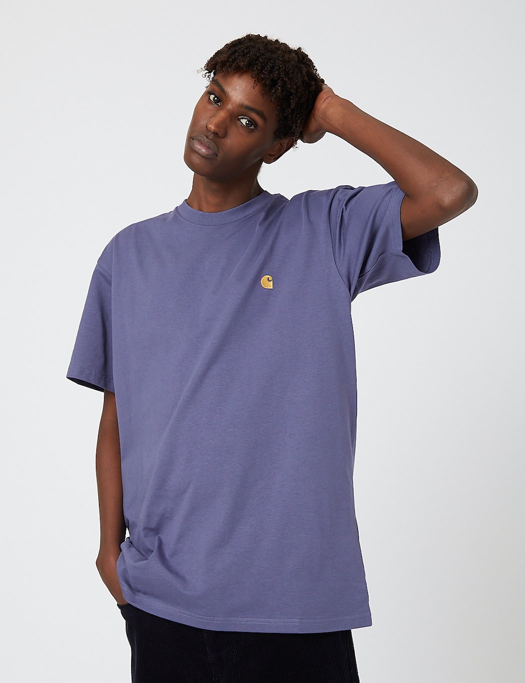 Carhartt-WIP Chase T-Shirt | Cold Viola/Gold | L