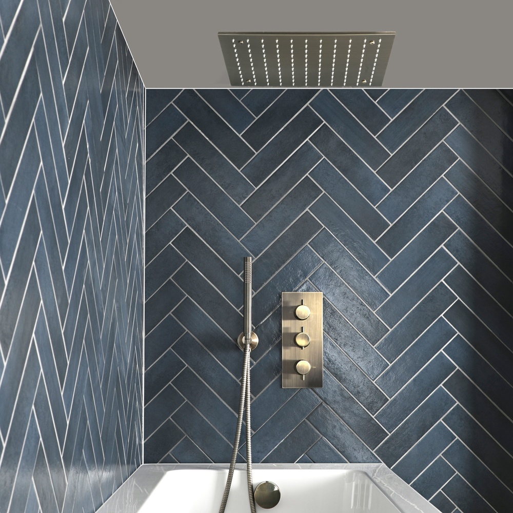 Doucheset met 3-Weg Thermostatische Douchekraan met Omstel, Handdouche, Badvuller en Plafond Douchekop Geborsteld Goud | Clarus