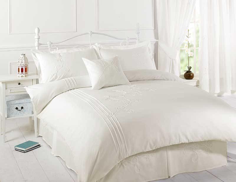 Victoria Pair of Single Duvet Covers - Cream
