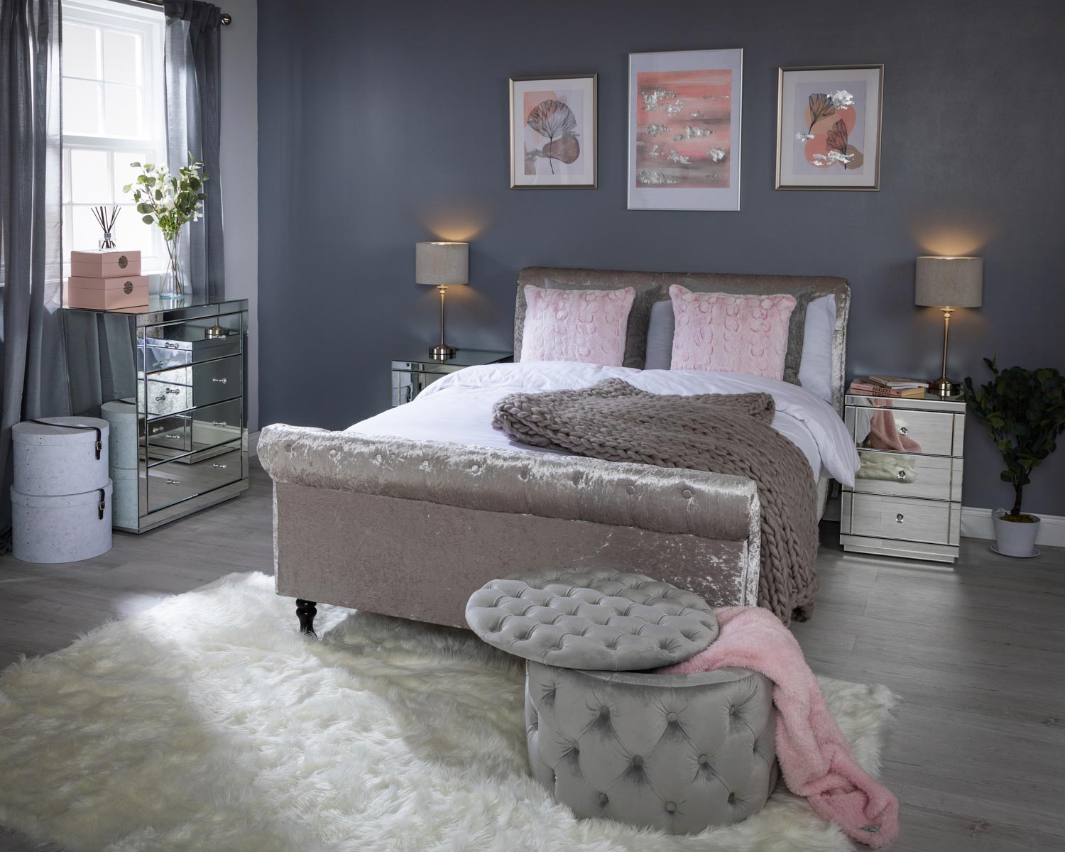 Monroe Silver Mirrored 4 Drawer Chest Set with 2 x 3 Bedside Chests