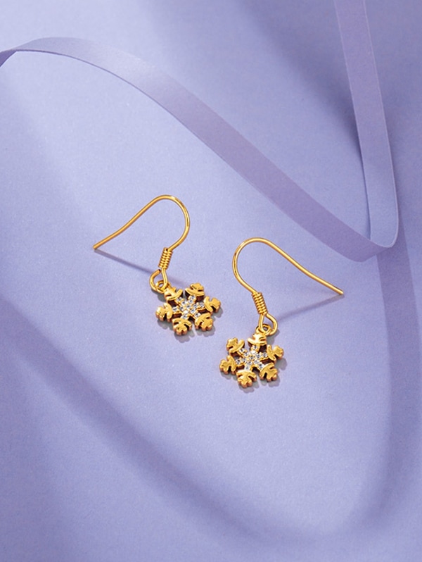 Zaful Schneeflockenform Fallen Ohrringe |