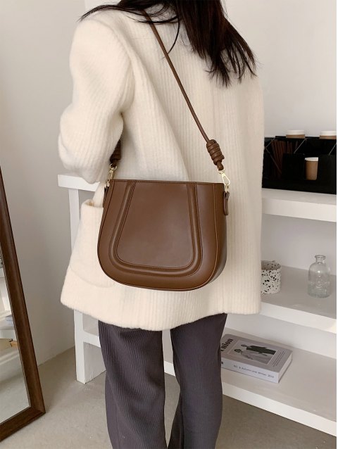 Solid Saddle Shoulder Bag