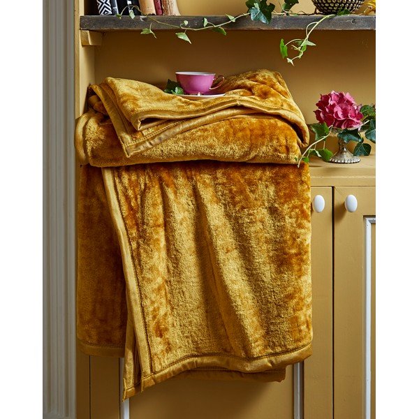 Joe Browns Super soft Glisten throw 150 x 210cm 